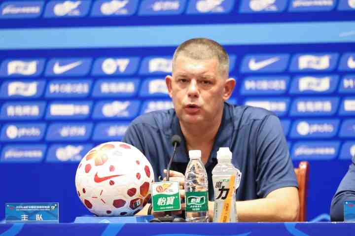 记者:海牛降级后,主教练米兰肯定会在赛季结束后下课